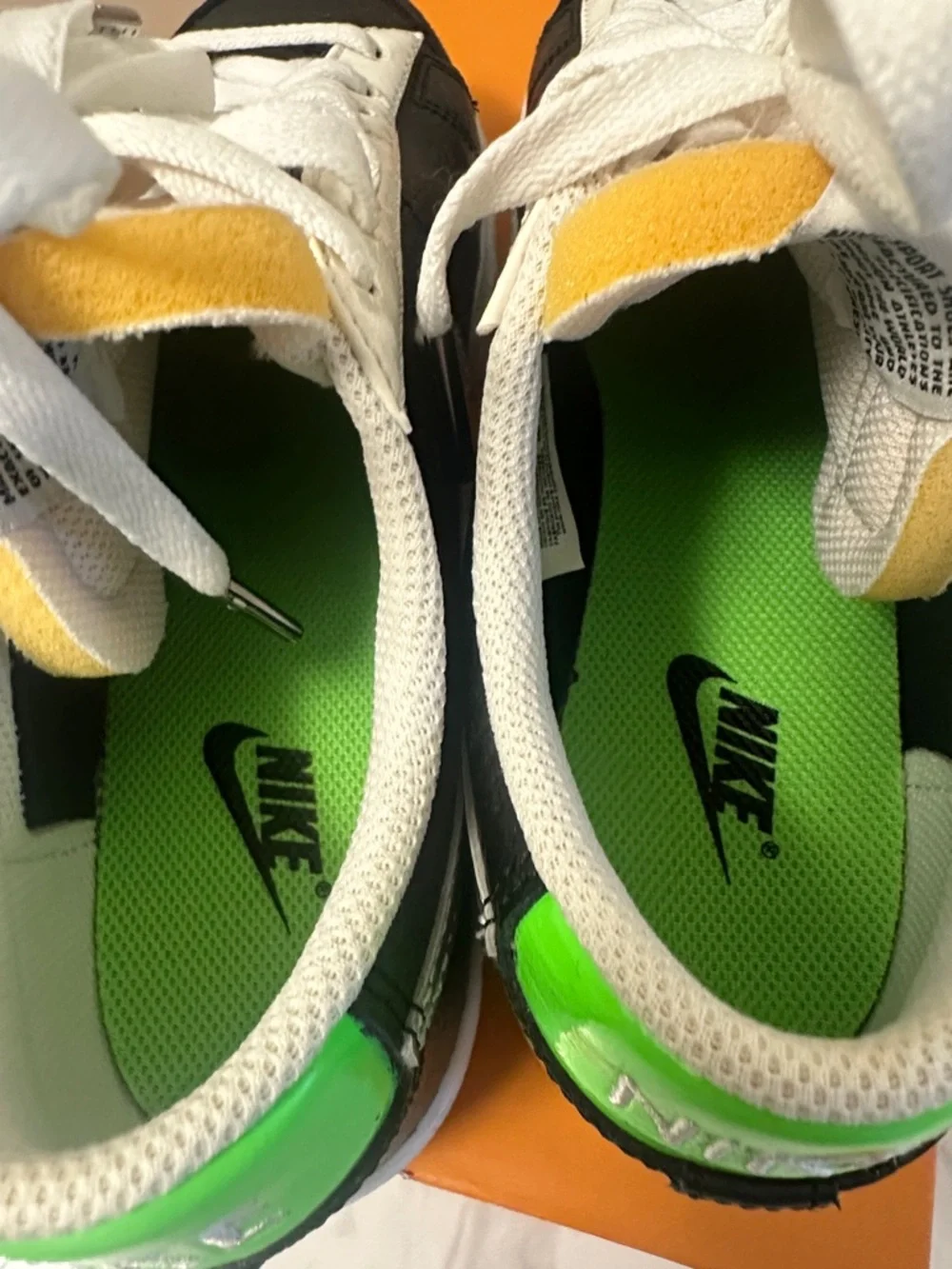 Nike Black/White Low-Top Sneakers with Silver Swoosh and Neon Green Heel - (30) - Picture 6 of 8